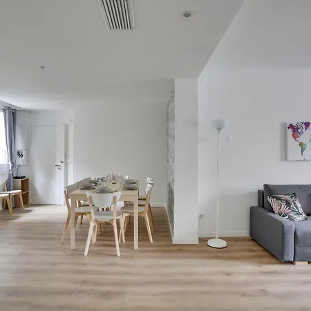 Magnifique T5 - 12pers - Balcon Et Vieux-port *