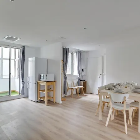 Magnifique T5 - 12pers - Balcon Et Vieux-port *